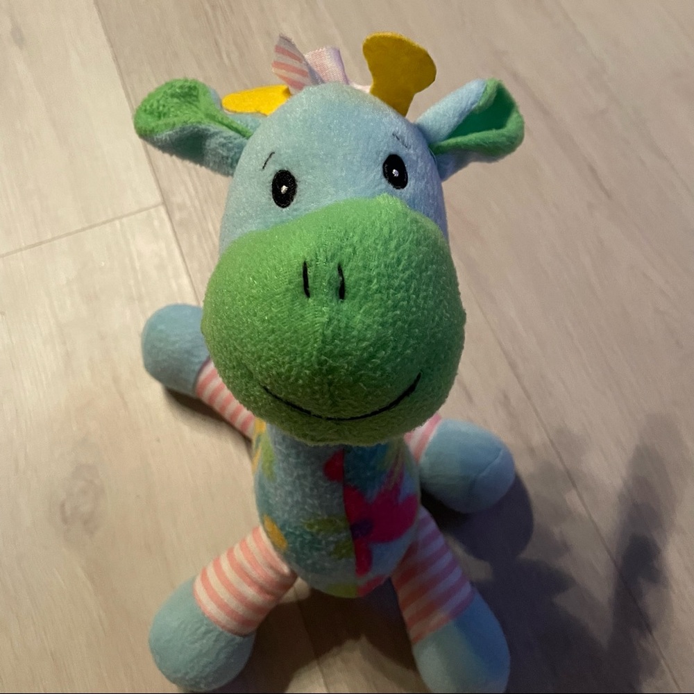 NWOT Hippie Giraffe Stuffed Animal 14.5”